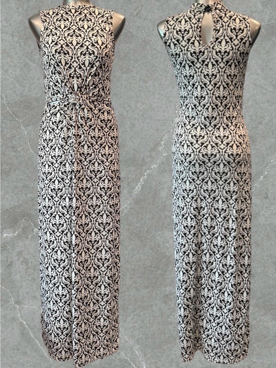 QED London Dresses & Skirts - 2 for $30 | Black & White Knot-Front Sleeveless Maxi Dress